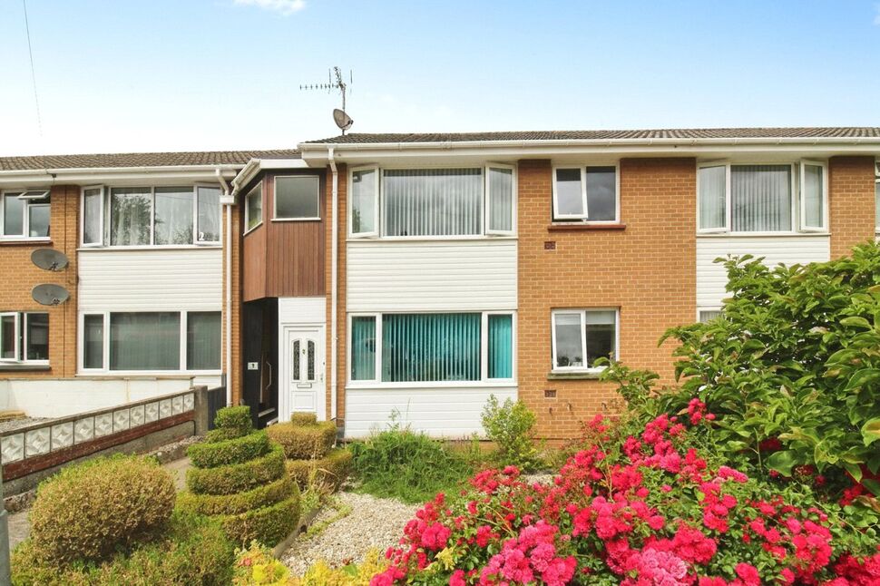 Main image of 2 bedroom Flat for sale, Broadgate Crescent, Kingskerswell, Devon, TQ12