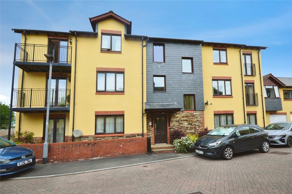 Main image of 2 bedroom Flat to rent, Waterside, Bovey Tracey, Devon, TQ13