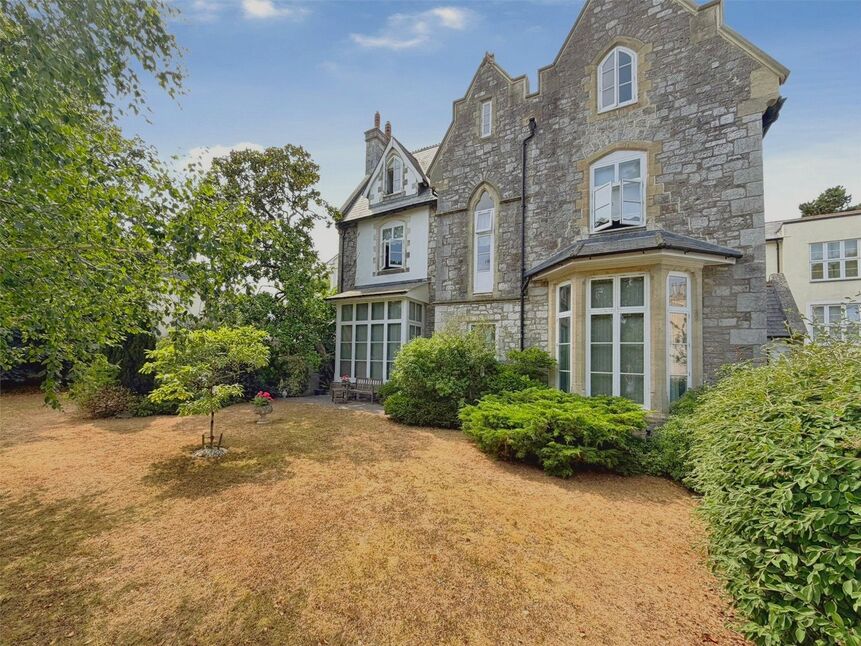 Main image of 3 bedroom Flat for sale, Park House, Courtenay Park Road, Devon, TQ12