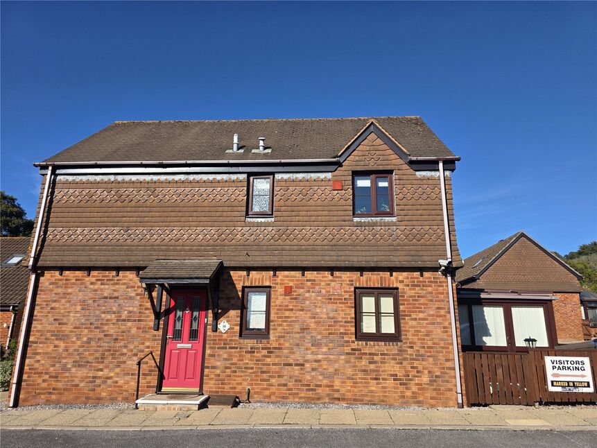 Main image of 1 bedroom Flat for sale, Fairwaters, Longford Lane, Newton Abbot, TQ12
