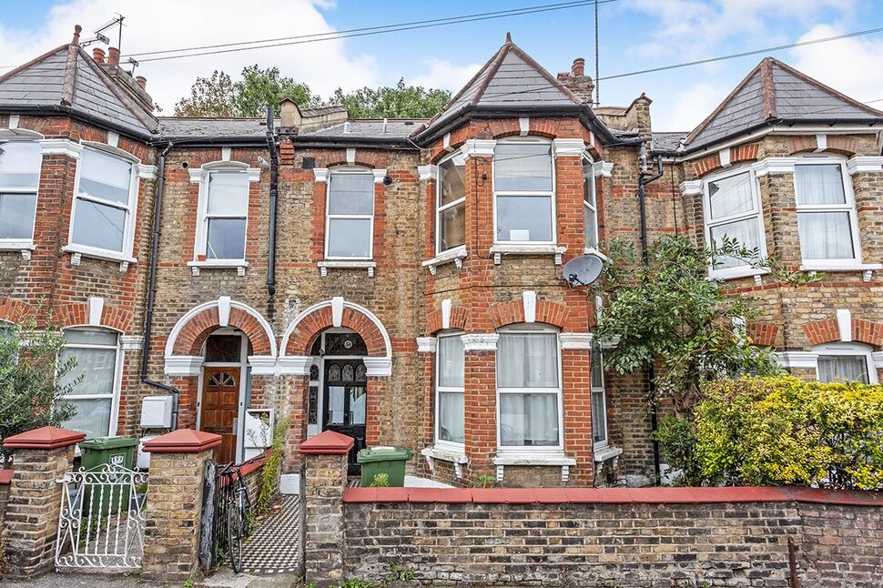 Main image of 4 bedroom Semi Detached House to rent, Sandrock Road, London, SE13