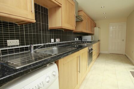 2 bedroom  Flat to rent