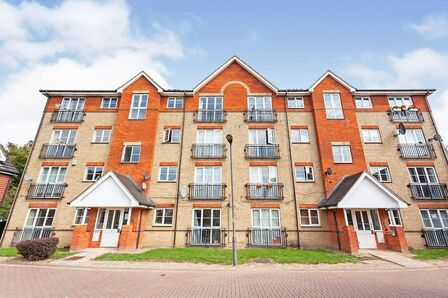 2 bedroom  Flat to rent