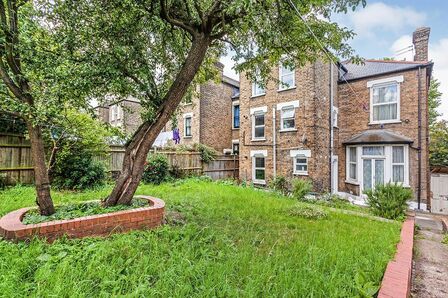 Pepys Road,  House to rent, £650 pcm