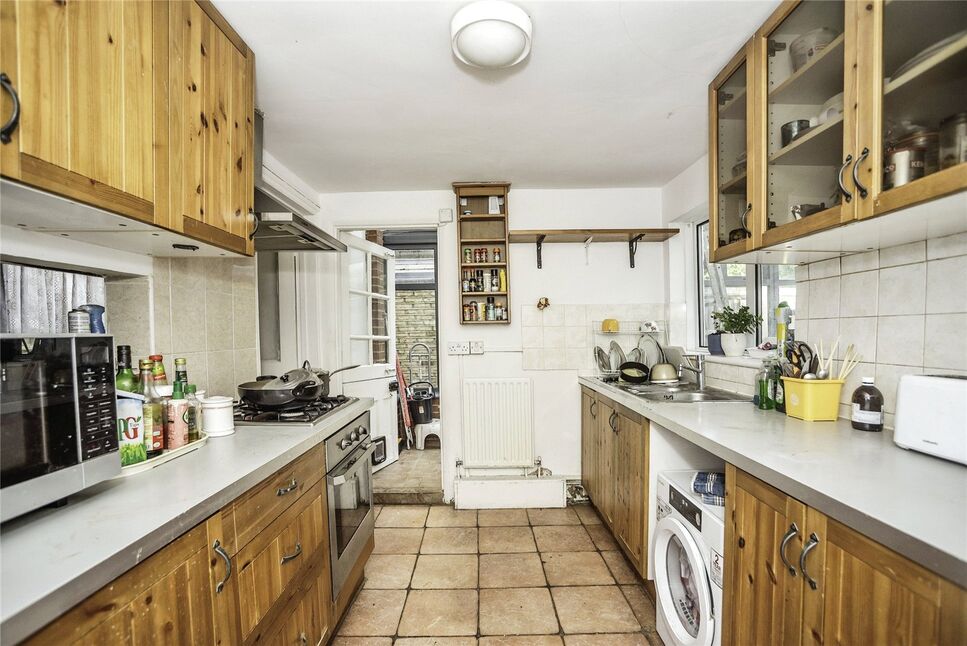 4 bedroom Semi Detached House for sale, Derwent Grove, London, SE22 £