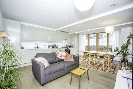 Clyde Terrace, 1 bedroom  Flat for sale, £140,000