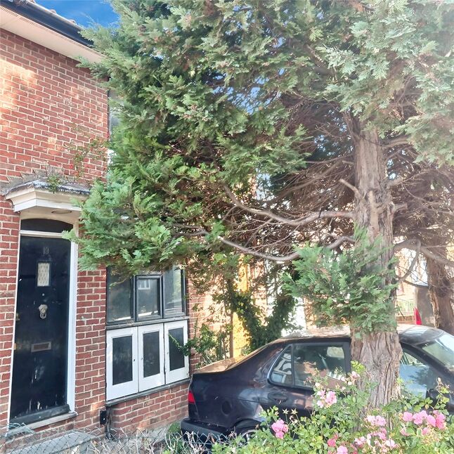 Main image of 2 bedroom Mid Terrace House for sale, Ablett Street, London, SE16