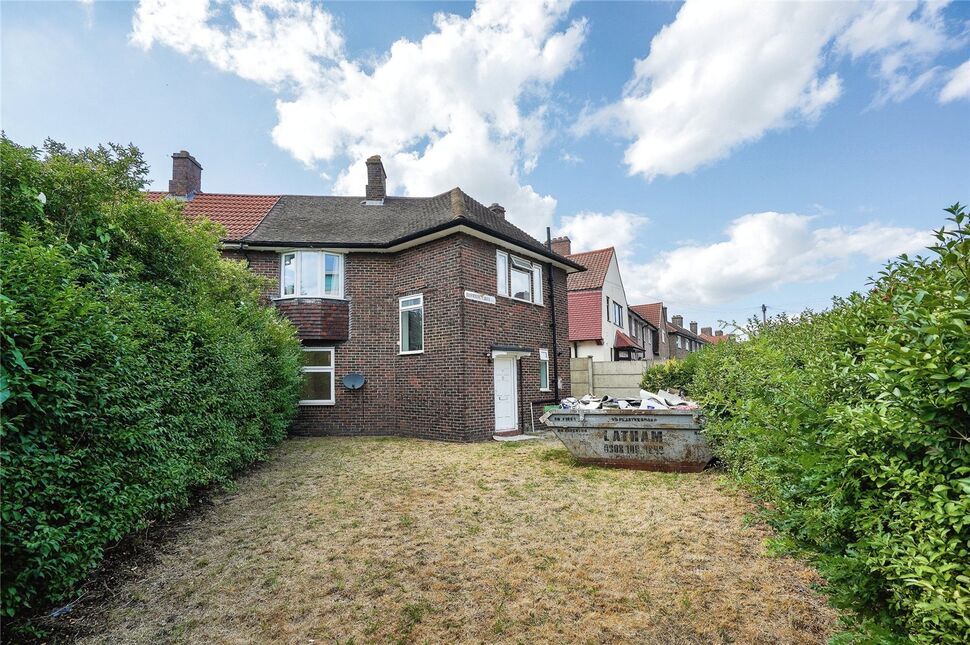 Main image of 3 bedroom End Terrace House for sale, Elfrida Crescent, London, SE6