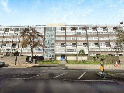 3 bedroom  Flat for sale