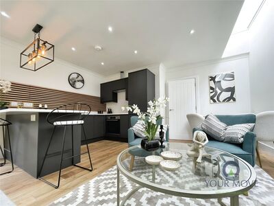 2 bedroom Detached House for sale