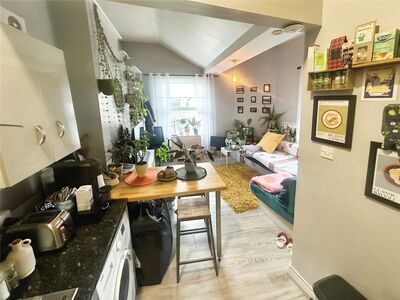 1 bedroom  Flat to rent