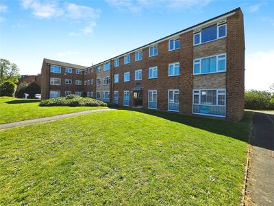 Oaklands Road, 2 bedroom  Flat for sale, £325,000