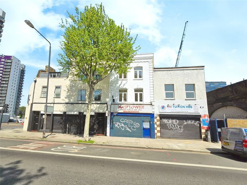 4 bedroom Mid Terrace Land/Plot for sale