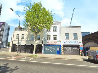 4 bedroom Mid Terrace Land/Plot for sale