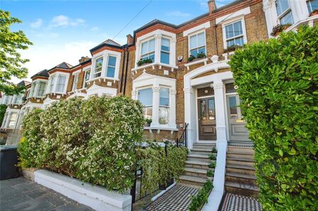 Waller Road, 4 bedroom Mid Terrace House for sale, £1,400,000