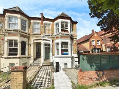 Pepys Road, 1 bedroom  Flat for sale, £325,000