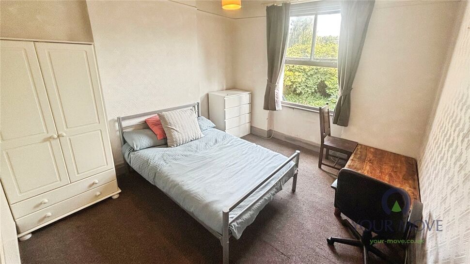 1 bedroom  Room to rent