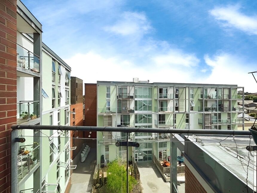 Main image of 1 bedroom Flat for sale, Rye Lane, London, SE15