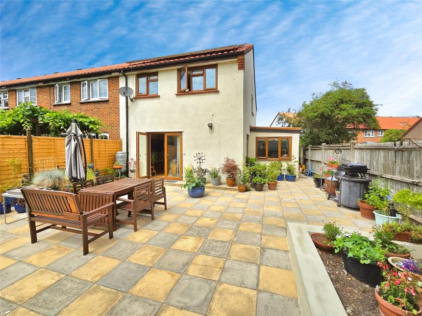 Main image of 4 bedroom End Terrace House for sale, Drovers Place, London, SE15