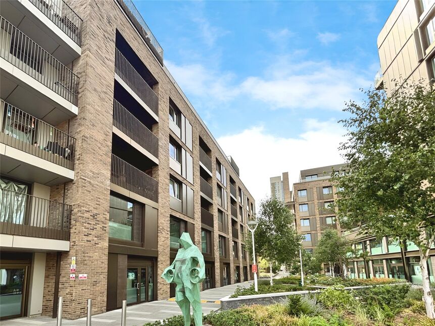 Main image of 1 bedroom  Flat for sale, Moulding Lane, London, SE14