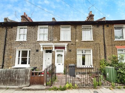 2 bedroom Mid Terrace House for sale