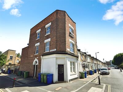1 bedroom  Flat for sale