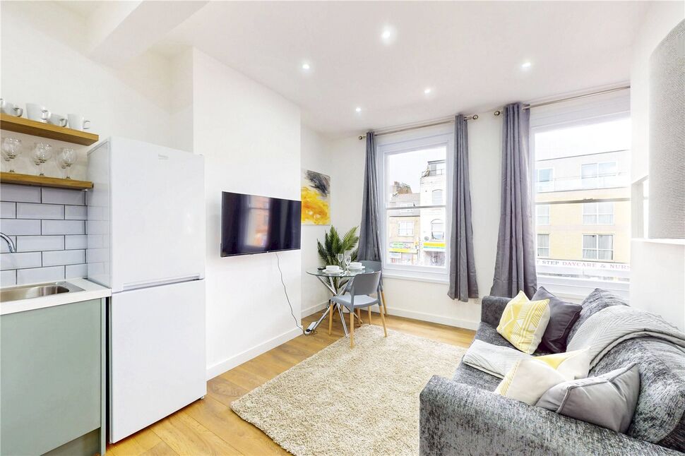 Main image of 2 bedroom  Flat to rent, New Cross Road, London, SE14