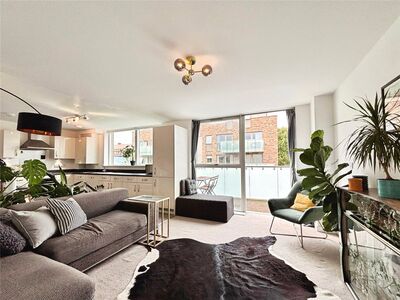 1 bedroom  Flat for sale