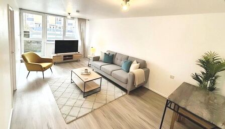 Cator Street, 1 bedroom  Flat to rent, £1,650 pcm