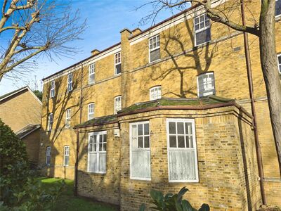 1 bedroom Flat for sale