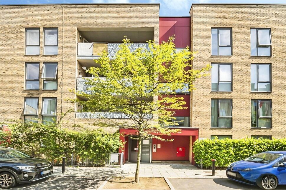 Main image of 1 bedroom Flat for sale, Reaston Street, London, SE14