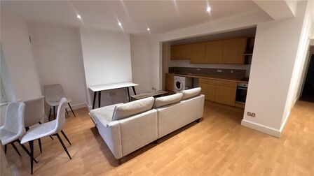 Musgrove Road, 2 bedroom House to rent, &pound;2,095 pcm