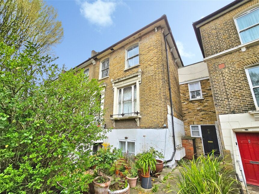 Main image of 1 bedroom Flat for sale, Shardeloes Road, London, SE14