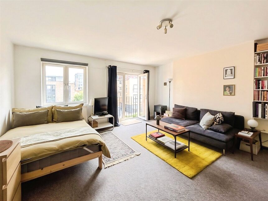 Main image of Flat for sale, St. Matthews House, London, SE17
