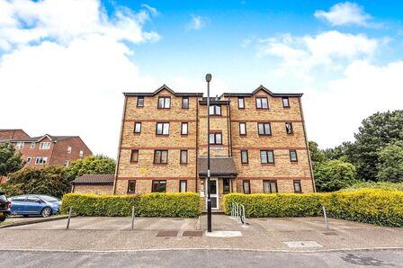 Samuel Close, Flat to rent, &pound;1,425 pcm