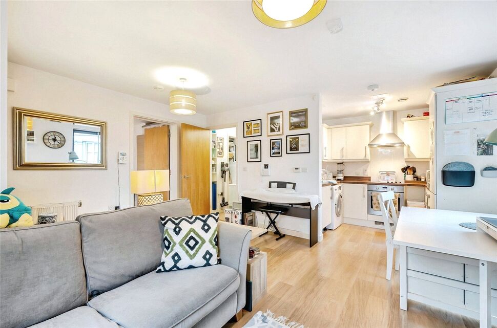 Main image of 1 bedroom Flat to rent, Monson Road, London, SE14