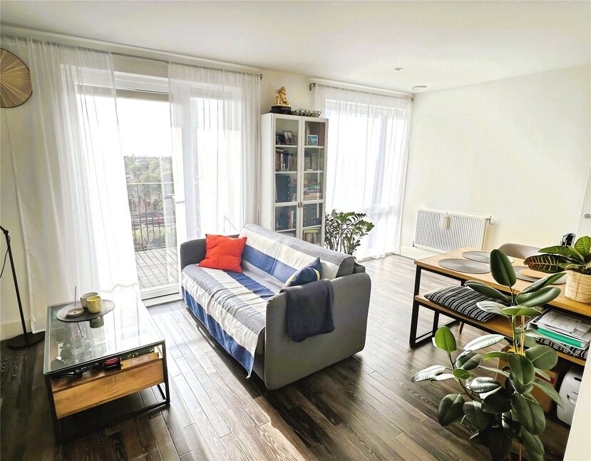 Main image of 1 bedroom Flat for sale, Moulding Lane, London, SE14