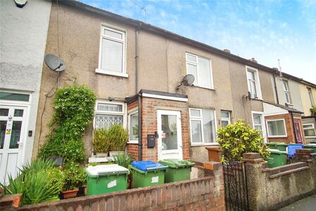 2 bedroom Mid Terrace House for sale