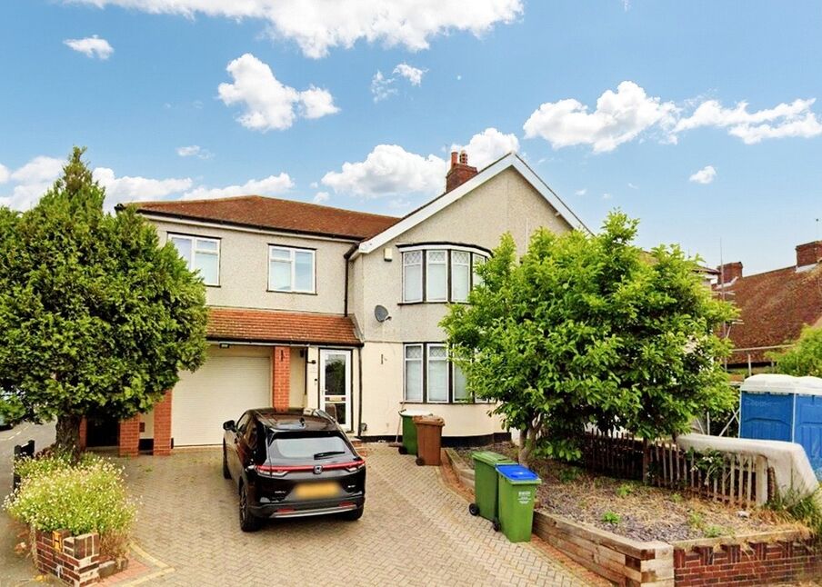 Main image of 3 bedroom Semi Detached House for sale, Eversley Avenue, Bexleyheath, DA7