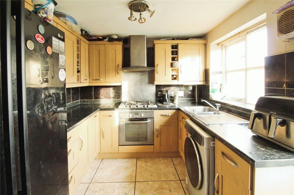 3 bedroom End Terrace House for sale, Sandpiper Drive, Erith, DA8 £295,000