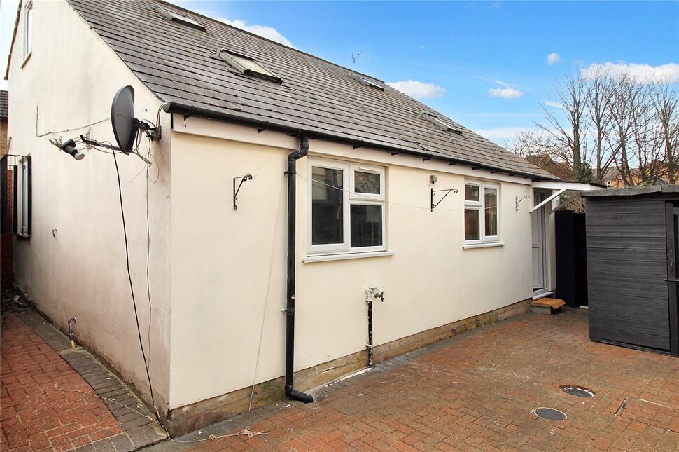 Main image of 2 bedroom  Bungalow to rent, West Street, Erith, DA8