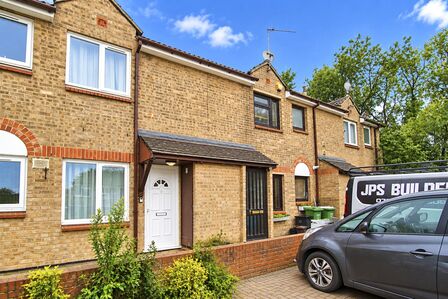 1 bedroom House for sale