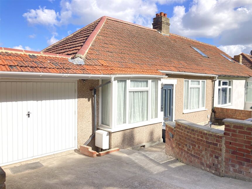 Main image of 3 bedroom Semi Detached Bungalow for sale, Parkside Road, Belvedere, DA17