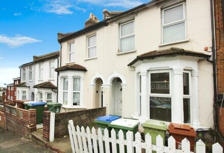Gladeswood Road, 3 bedroom Mid Terrace House for sale, £375,000