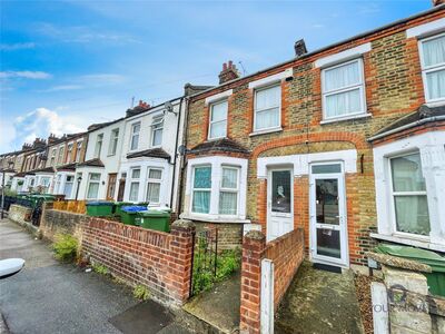 Sandcliff Road, 3 bedroom Mid Terrace House for sale, £325,000