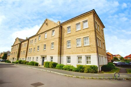 Rainbow Road, 2 bedroom  Flat to rent, £1,600 pcm