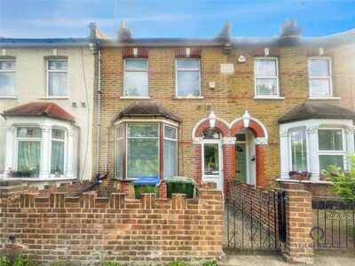 Battle Road, 3 bedroom Mid Terrace House for sale, £325,000
