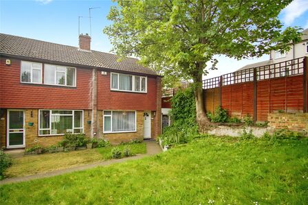 3 bedroom End Terrace House for sale