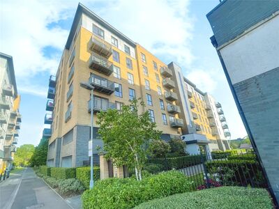 2 bedroom  Flat for sale