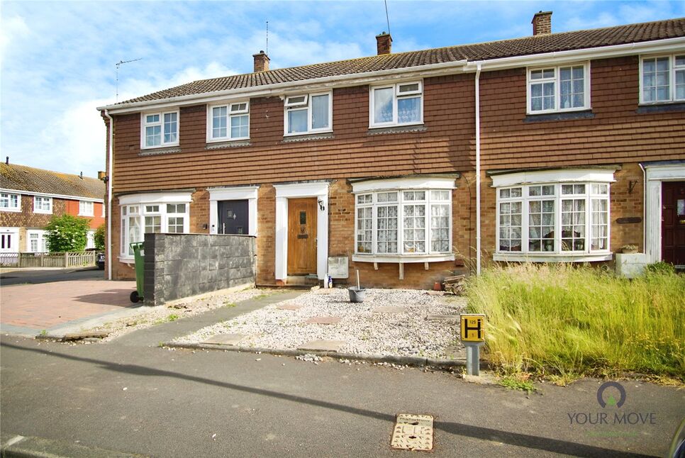 3 bedroom Mid Terrace House for sale